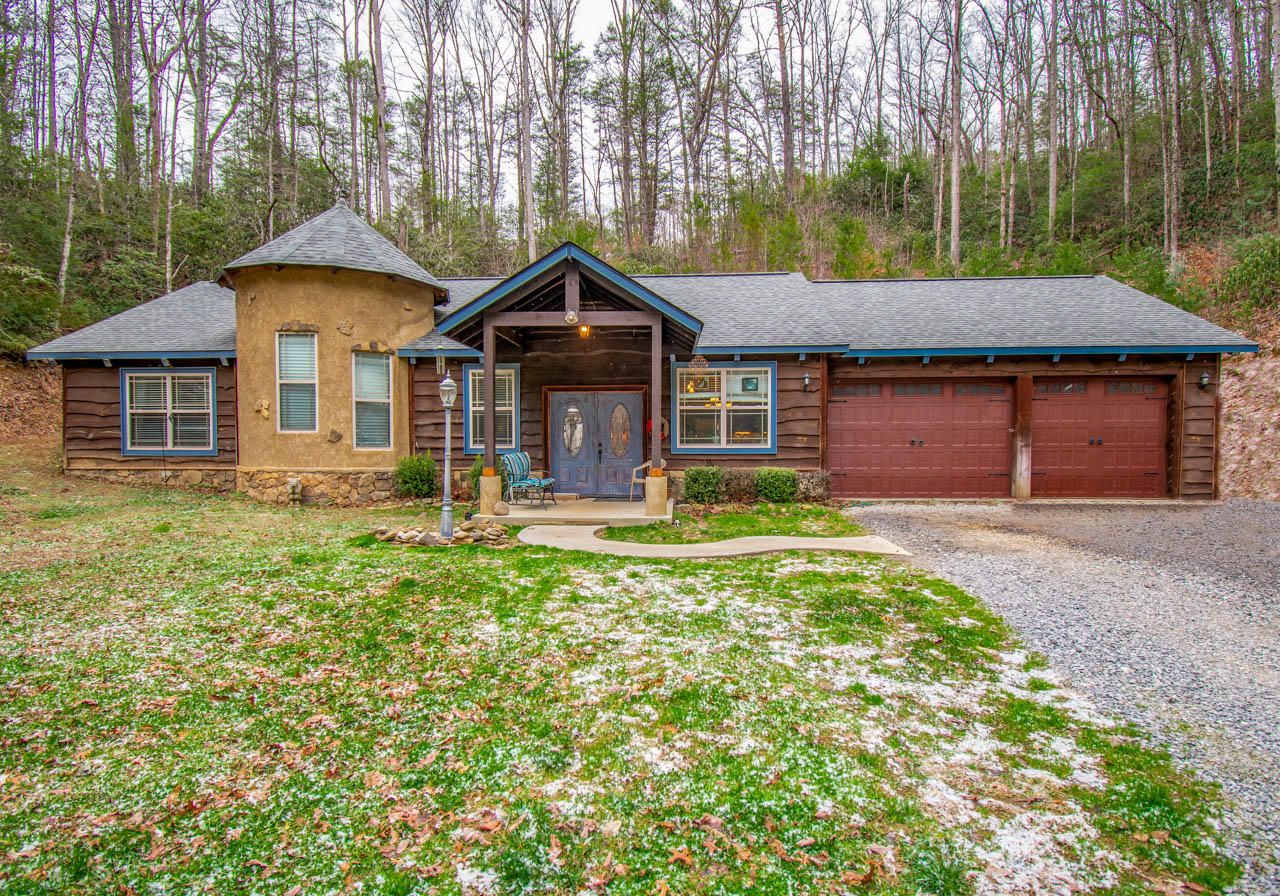 11 acres in Sevier County, Tennessee