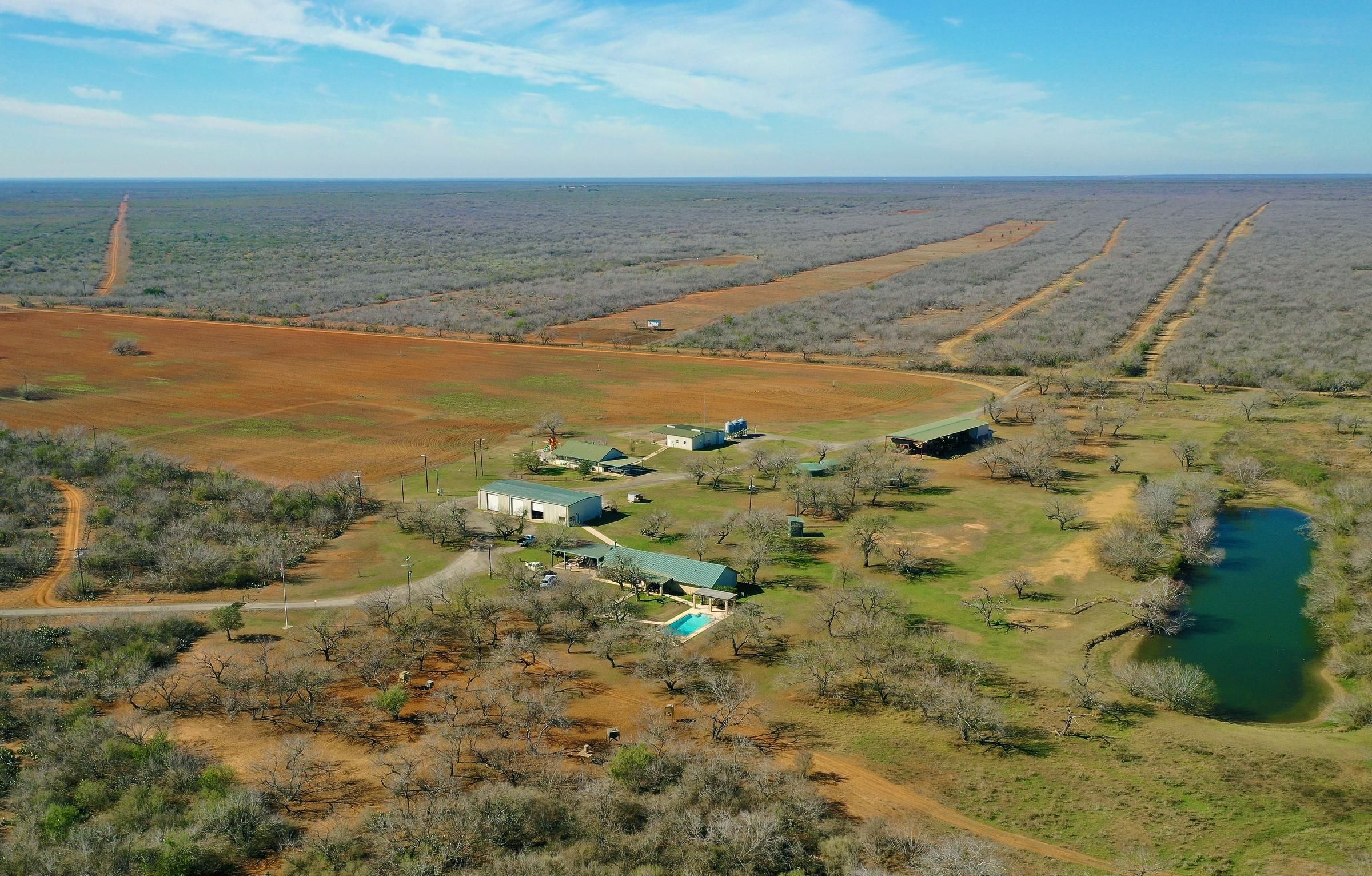 8,195 acres in Frio County, Texas
