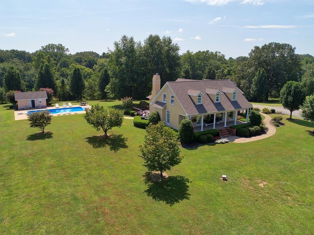 30.9 acres in Carroll County, Tennessee