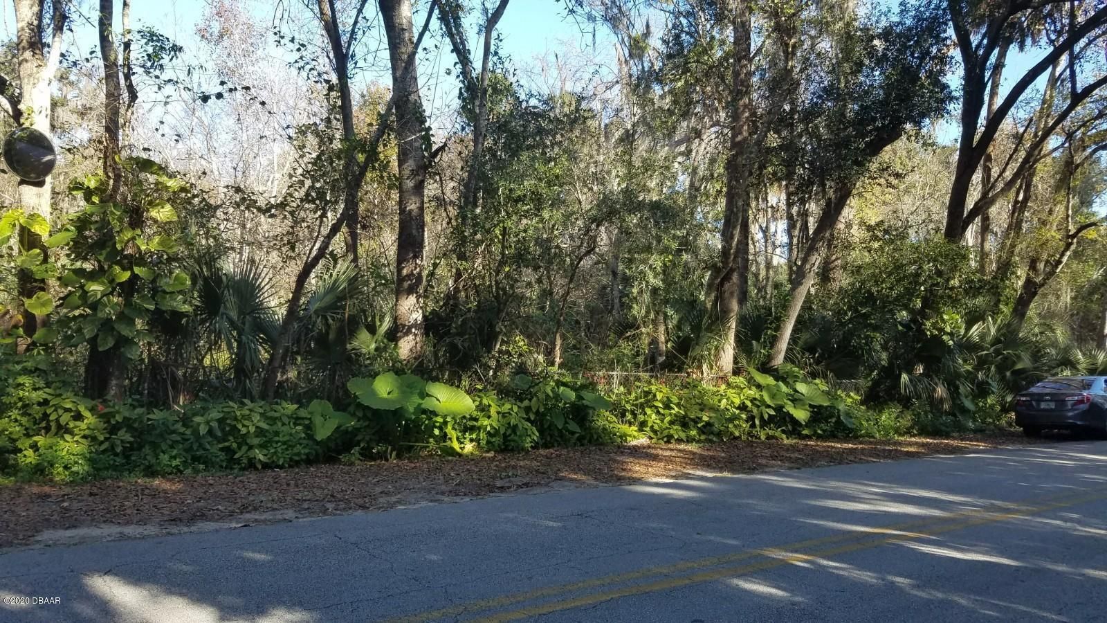 2.5 acres in Volusia County, Florida