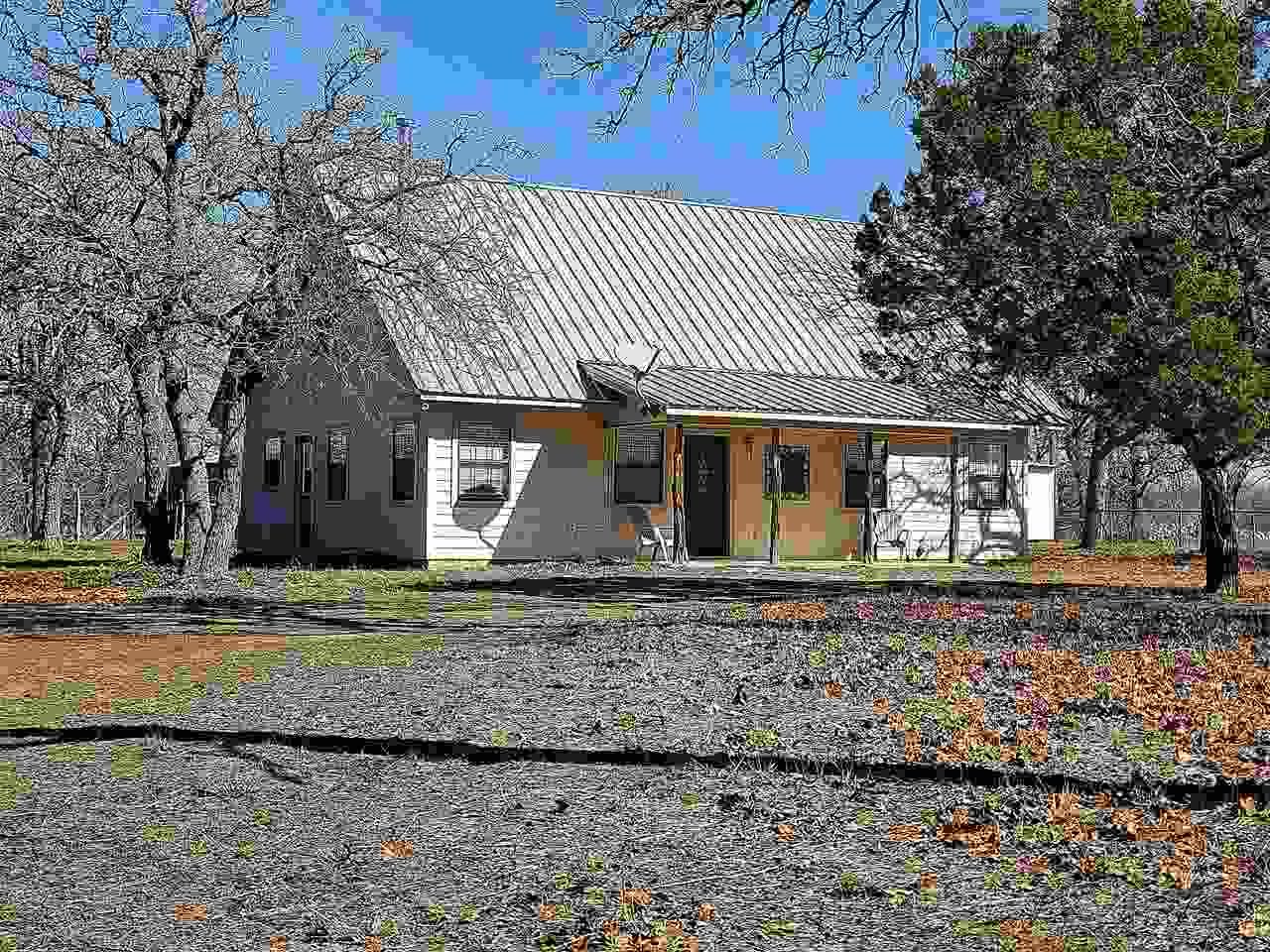 7.5 acres in County, Texas