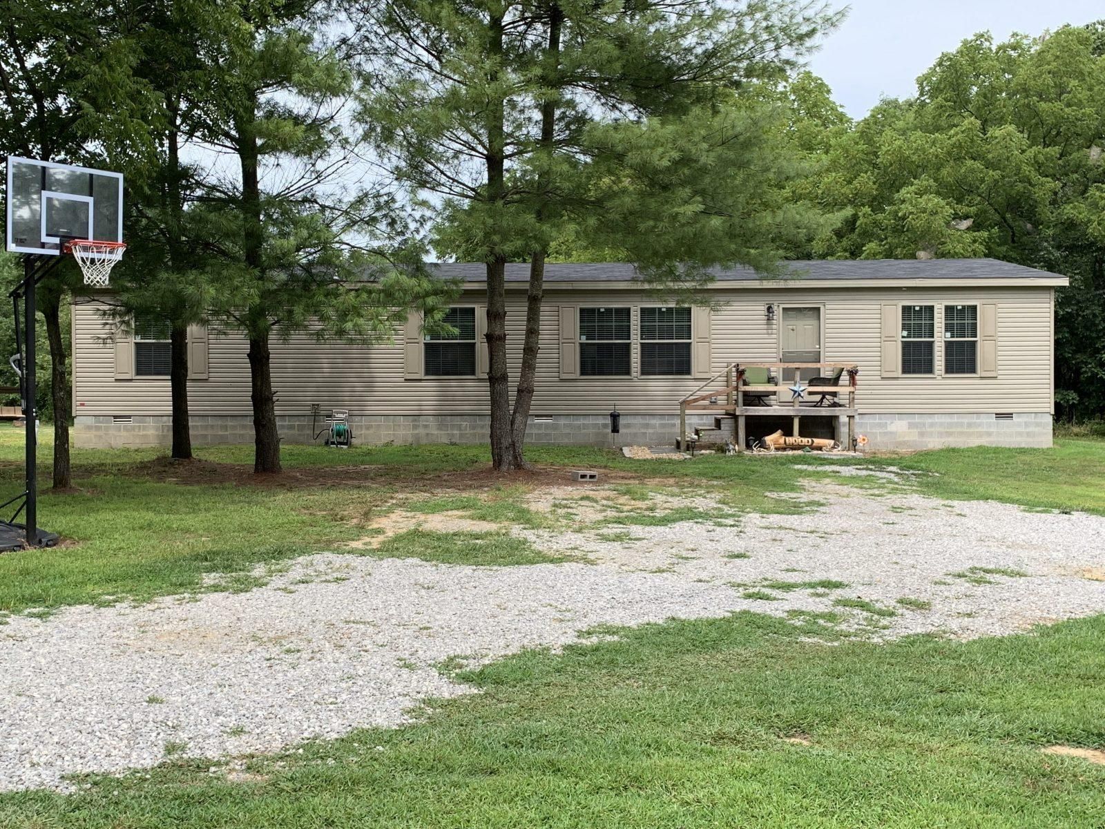 10 acres in Clay County, Illinois