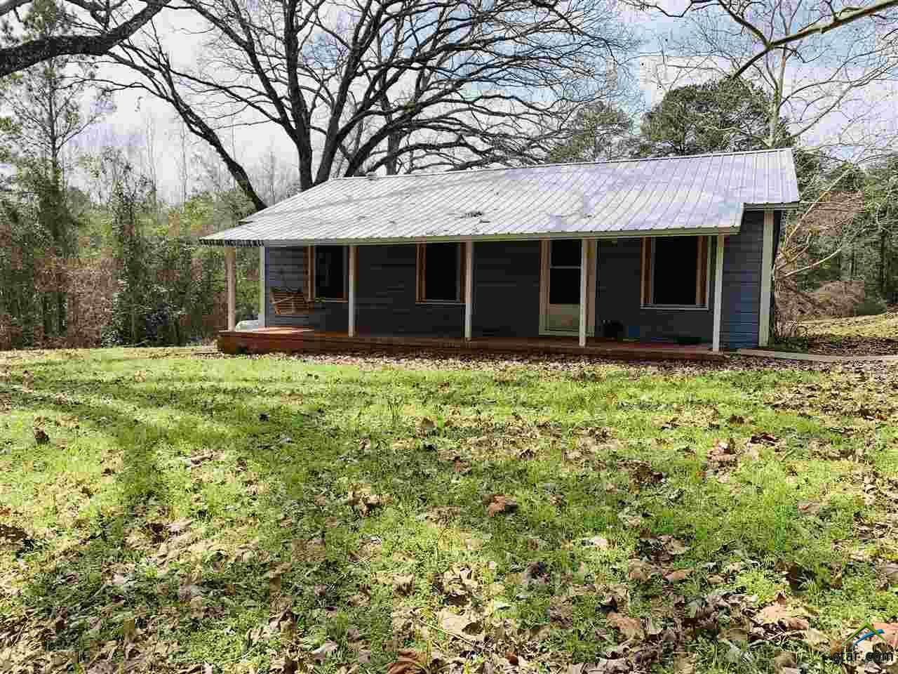 10.56 acres in Cherokee County, Texas