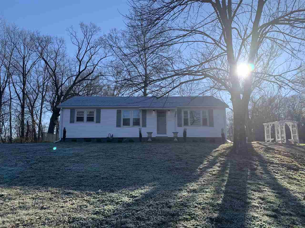 10 acres in Chester County, Tennessee