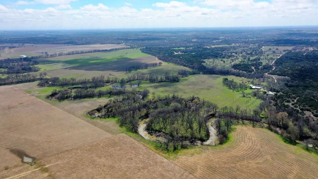 255 acres in Hamilton County, Texas