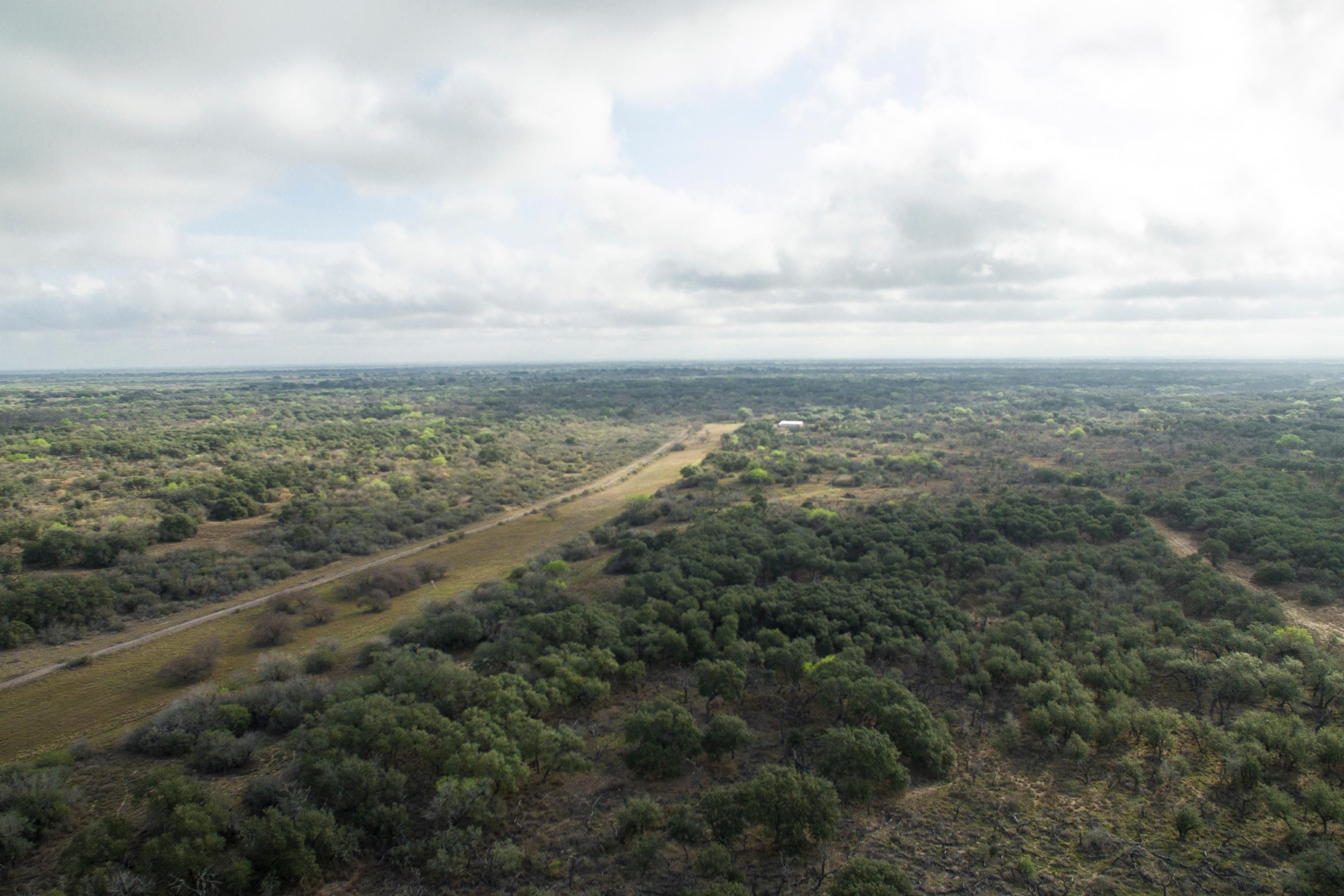 606 acres in Brooks County, Texas