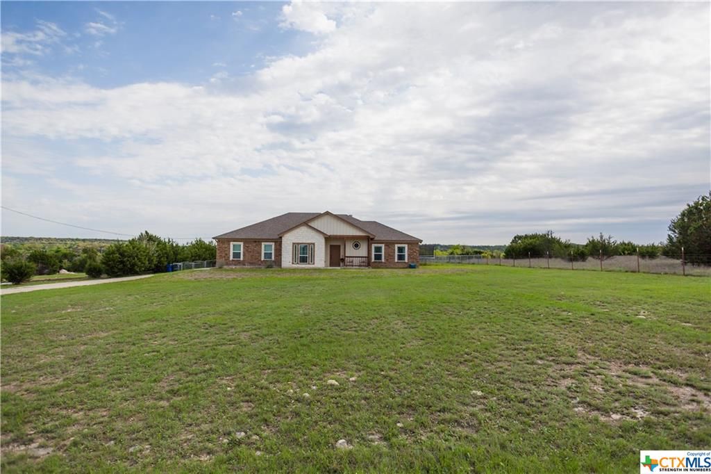 12 acres in Lampasas County, Texas