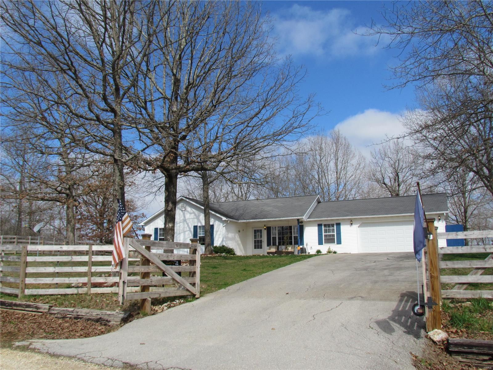 3.01 acres in Pulaski County, Missouri