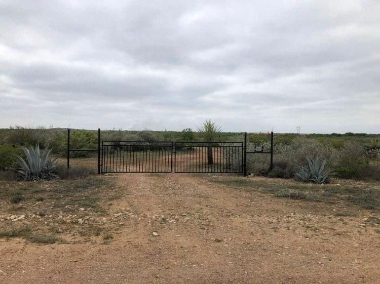 20.40 acres in Maverick County, Texas