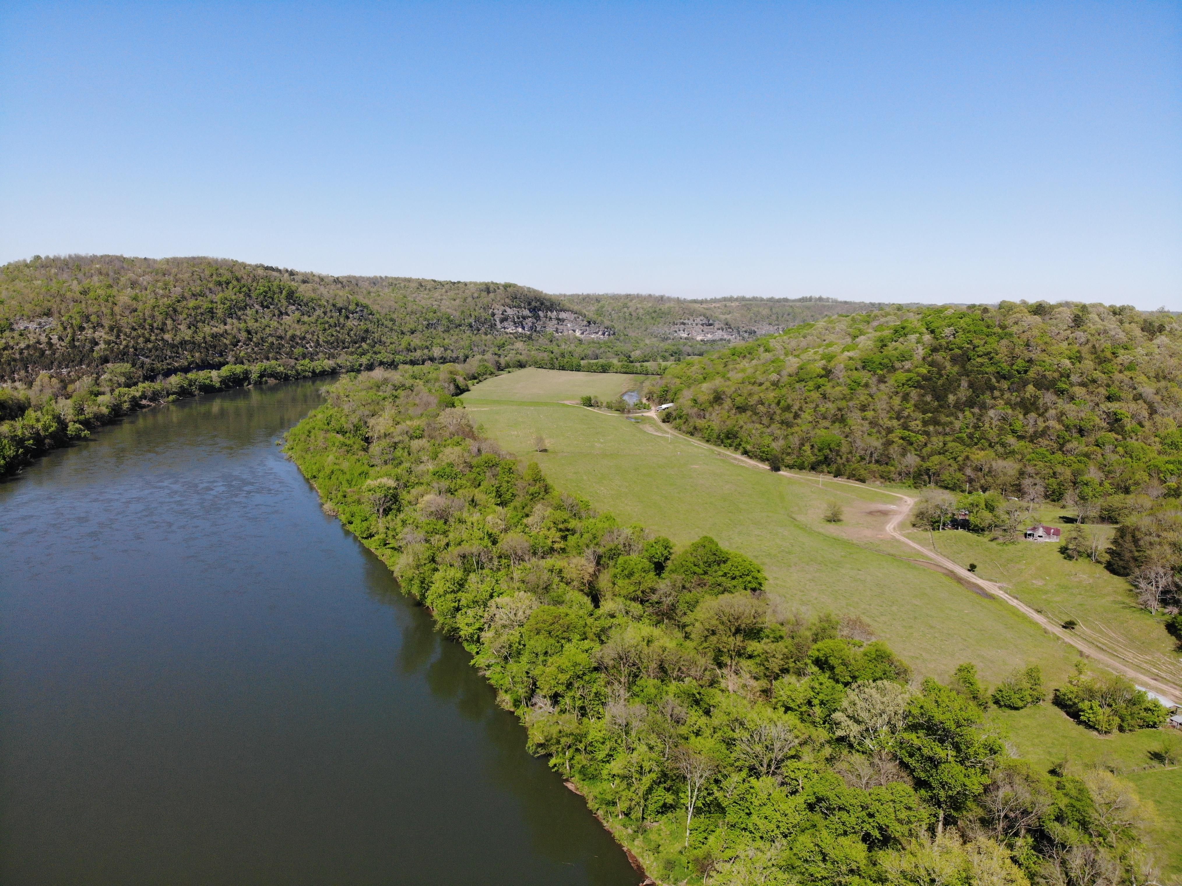 475 acres in Stone County, Arkansas