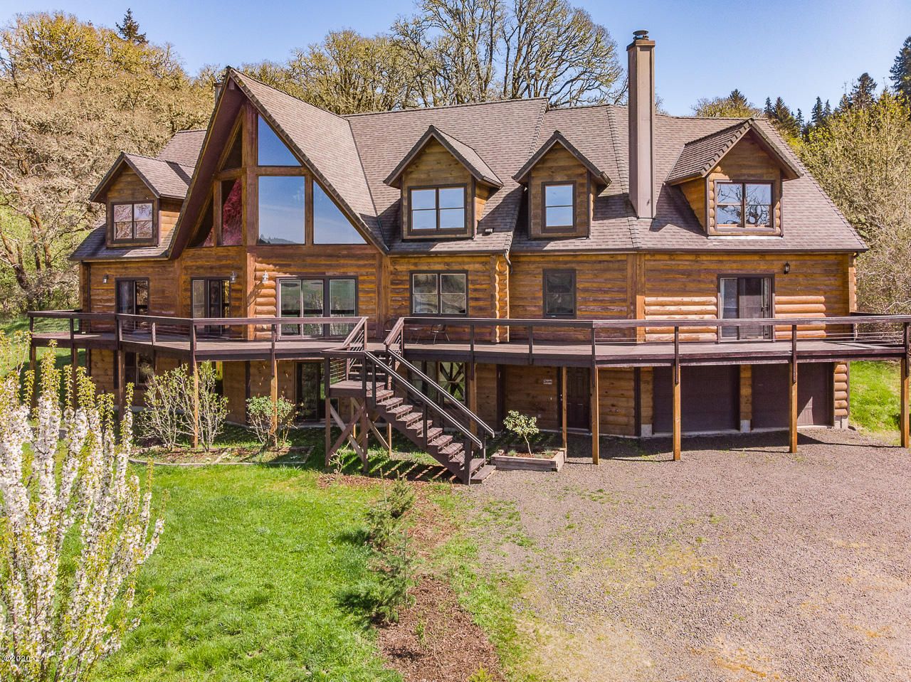 5.06 acres in Yamhill County, Oregon