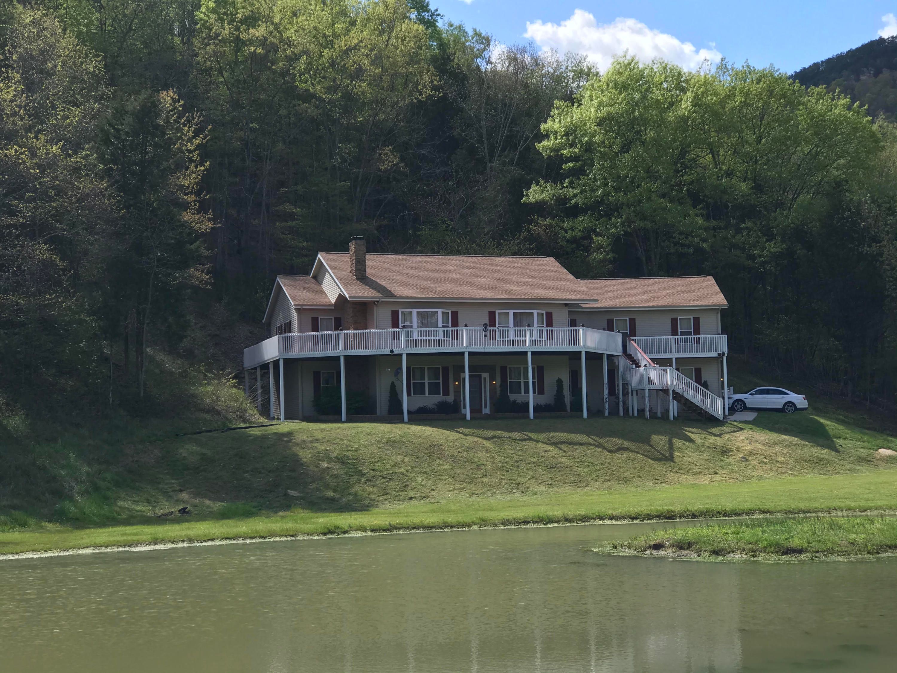 10.25 acres in Hawkins County, Tennessee