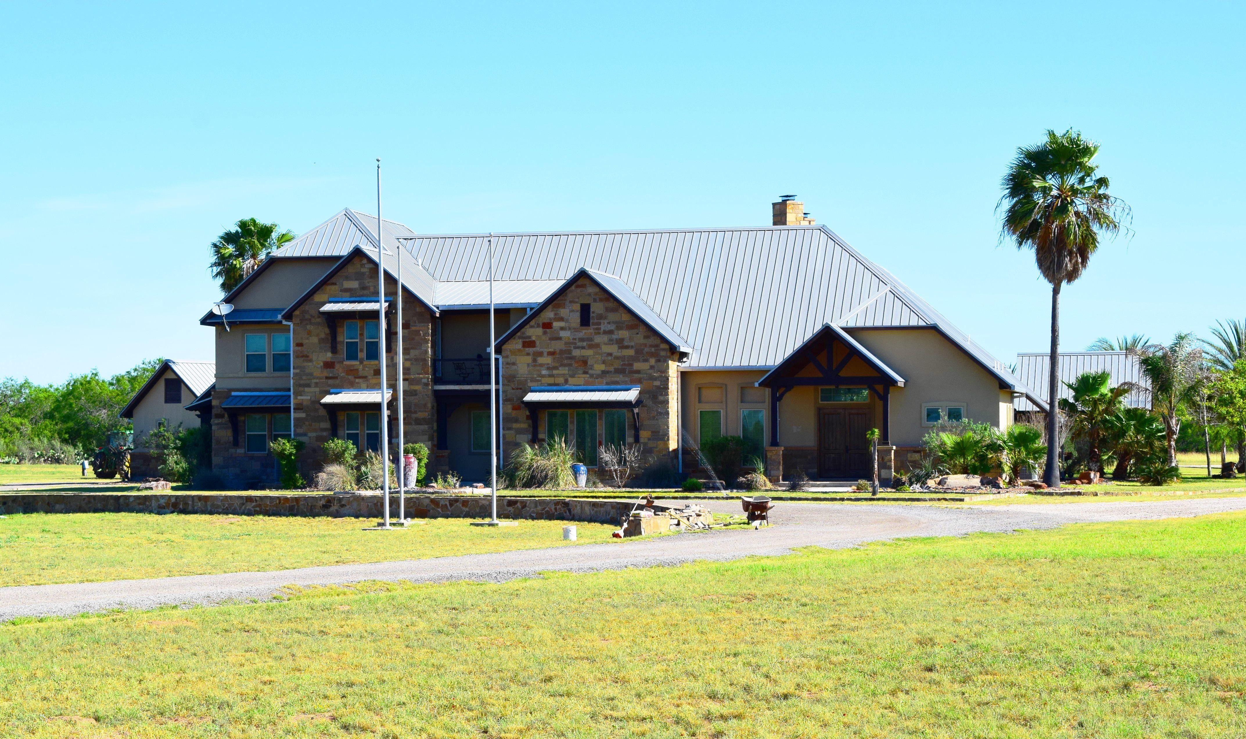 1,380 acres in Live Oak County, Texas