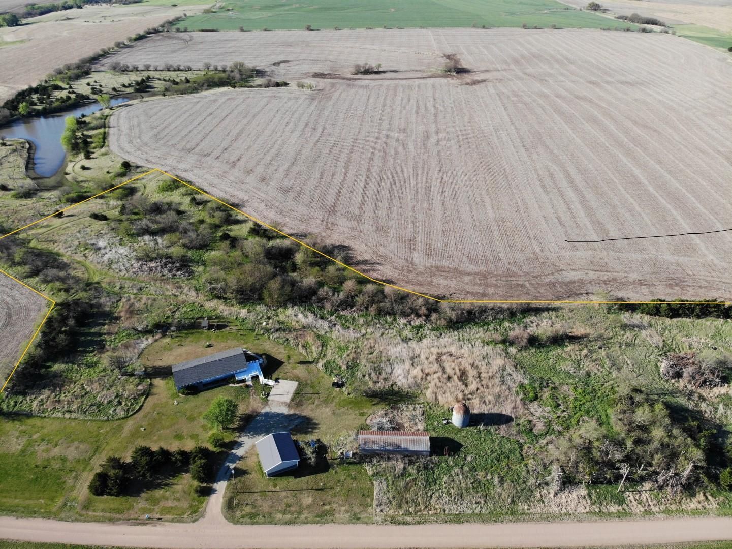 11 acres in Smith County, Kansas