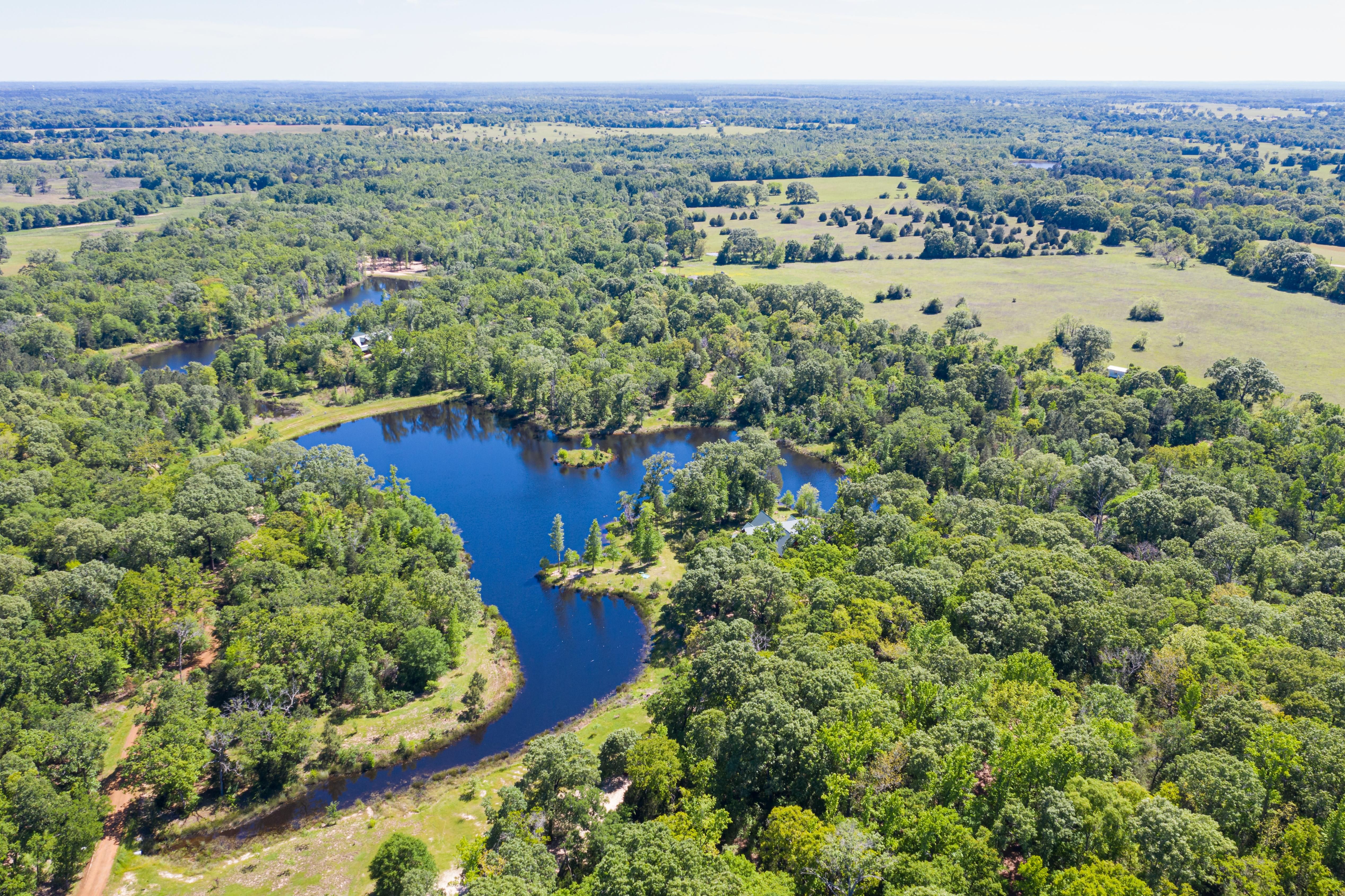 0.75 acres in Anderson County, Texas