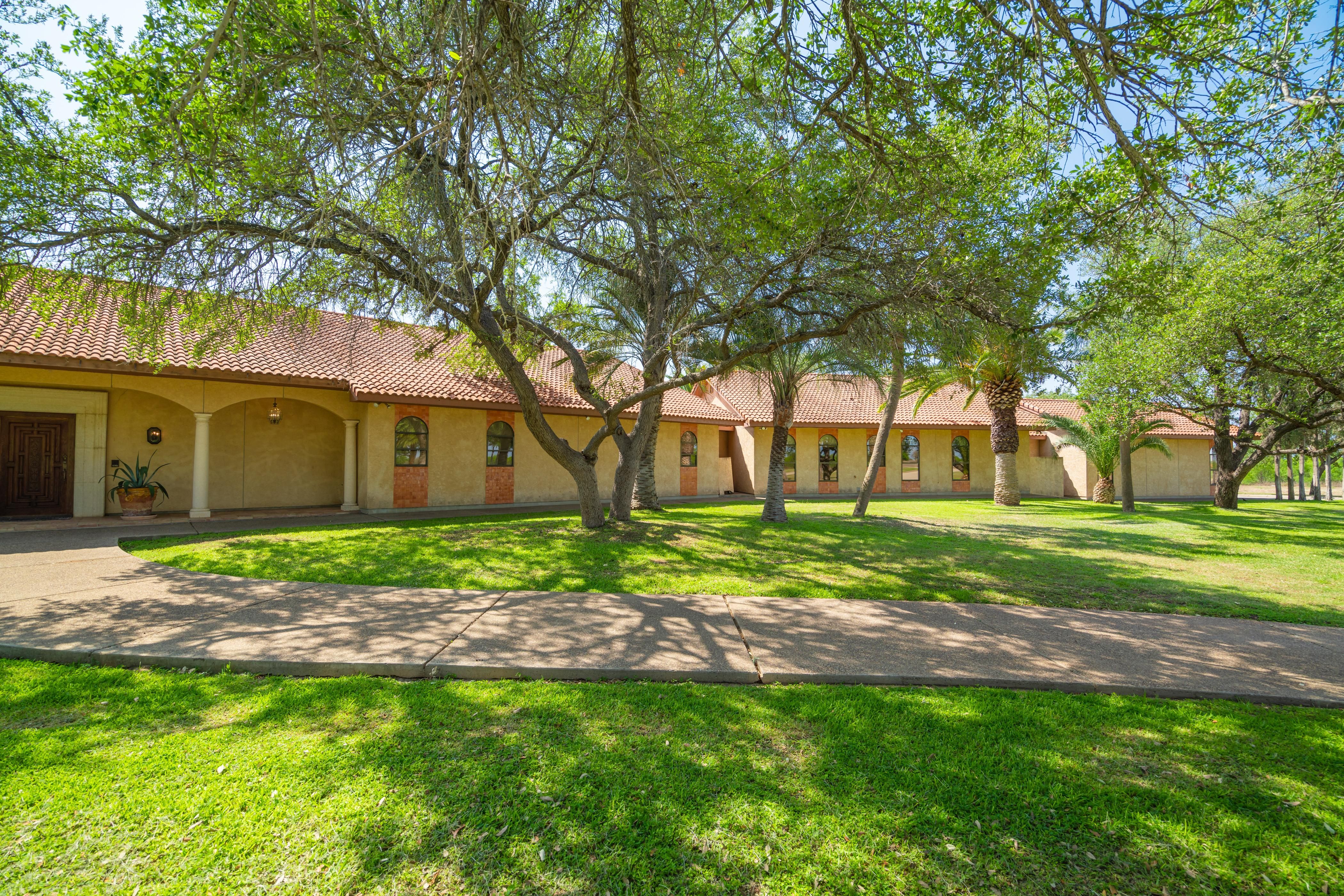 5,000 acres in Maverick County, Texas