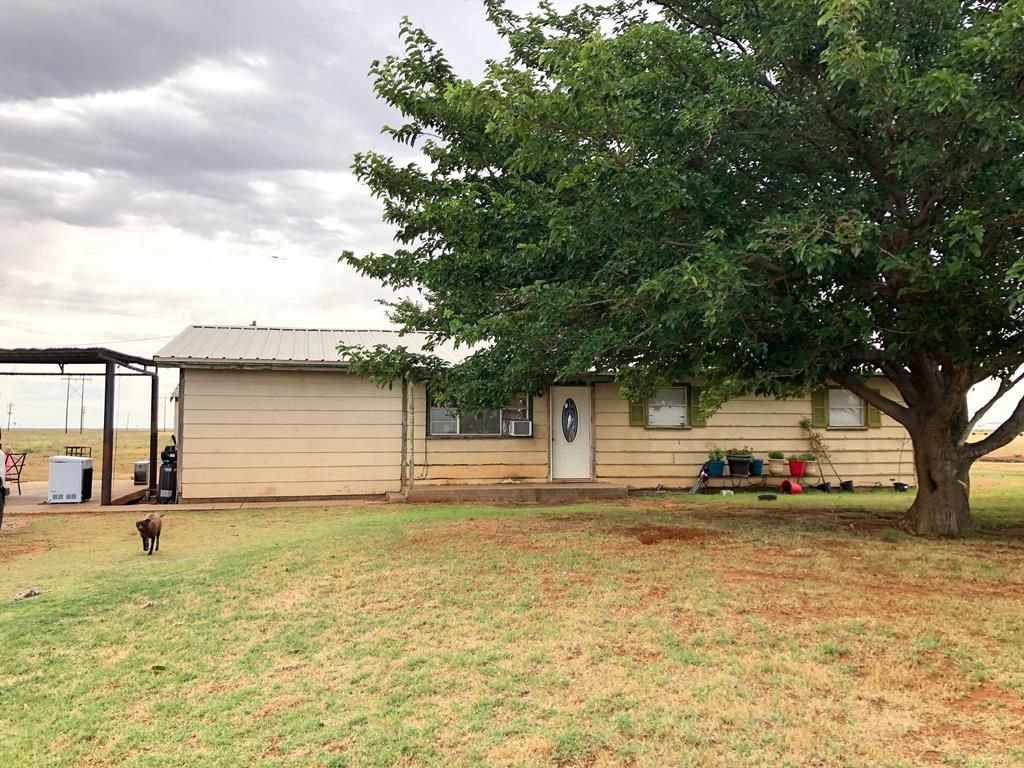 2 acres in Gaines County, Texas