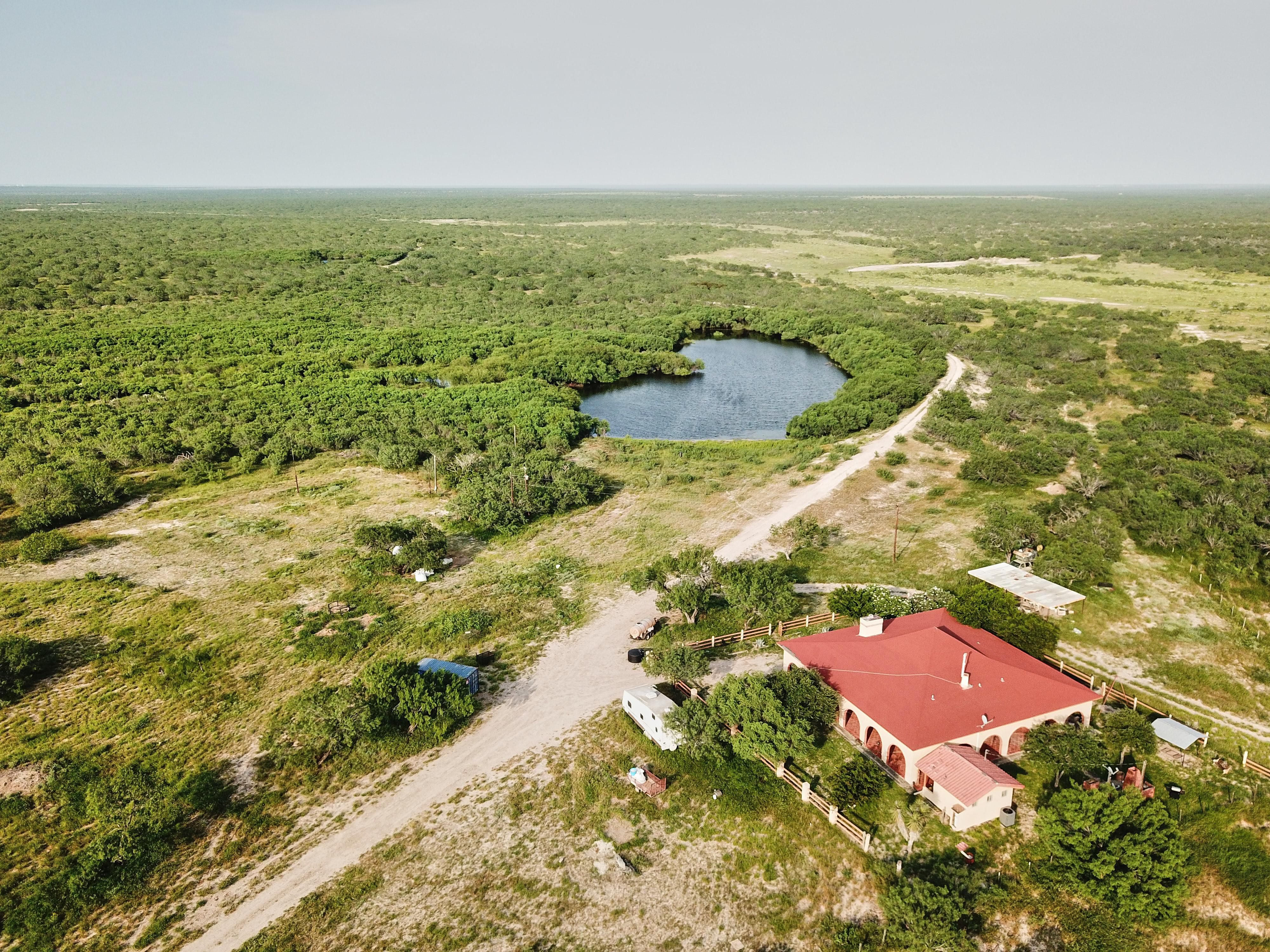 1,221 acres in Zapata County, Texas