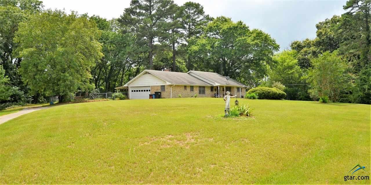 10 acres in Smith County, Texas