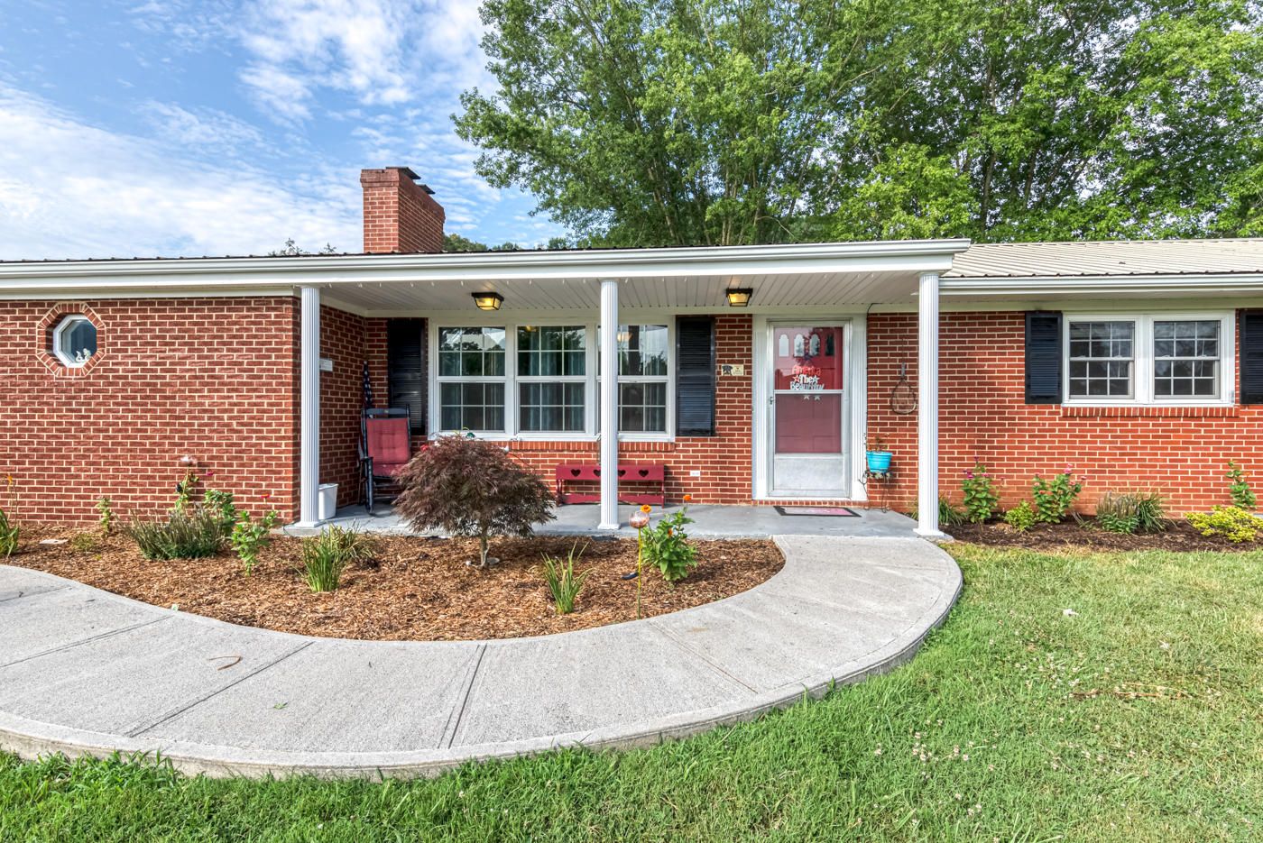 1.5 acres in Hawkins County, Tennessee