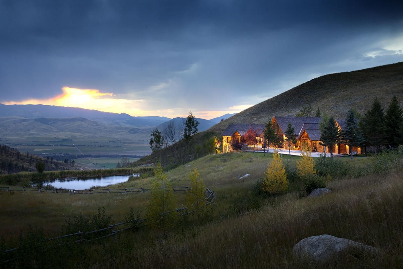 1,749 acres in Park County, Montana