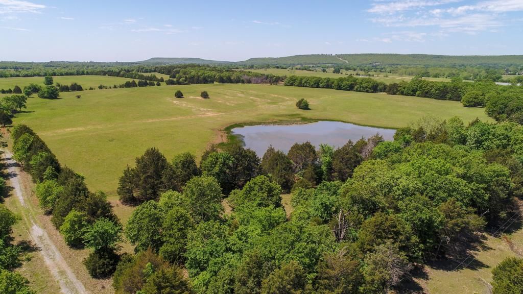 100 acres in Hughes County, Oklahoma