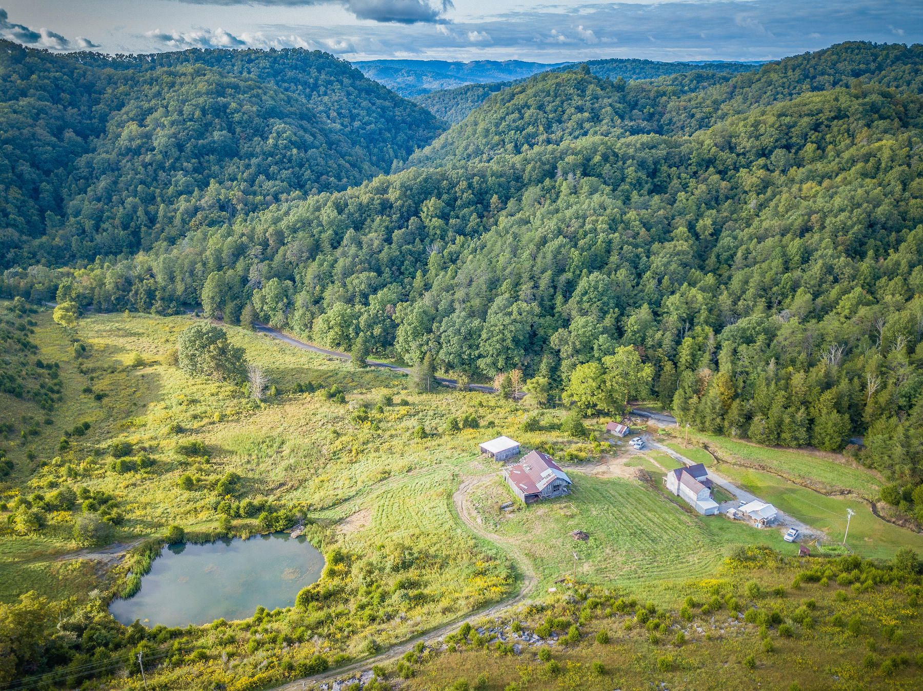 132 acres in Hawkins County, Tennessee