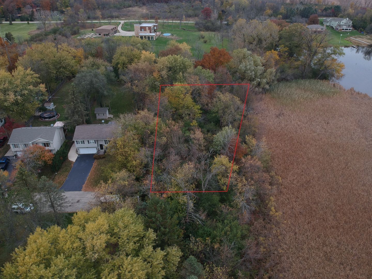 13.37 acres in Lake County, Illinois