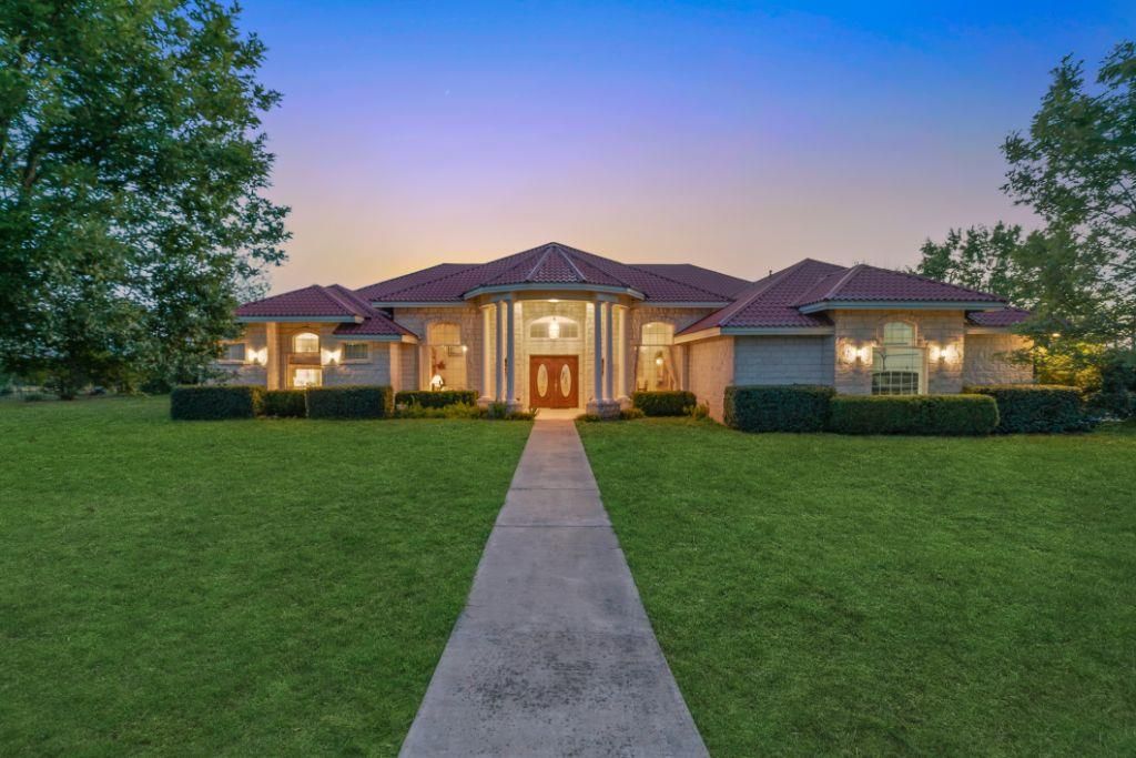 18 acres in Gillespie County, Texas