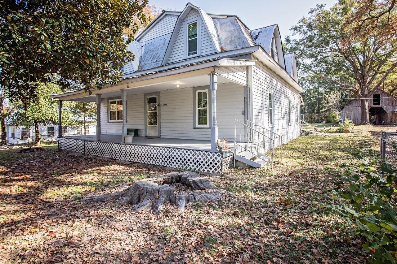 2.08 acres in Henderson County, Texas