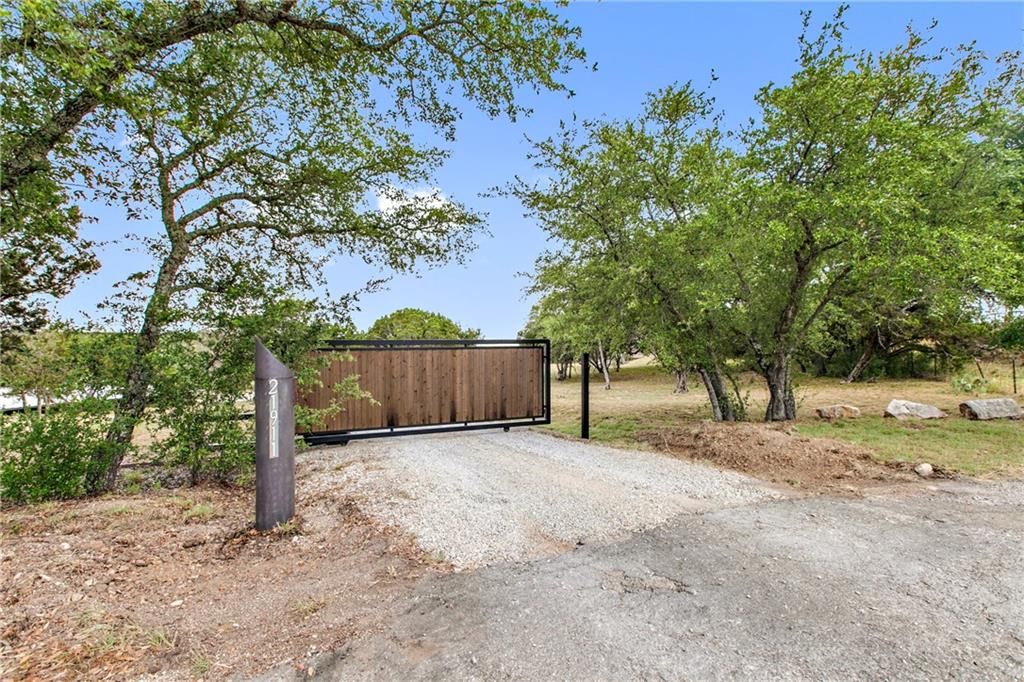 6.48 acres in Travis County, Texas