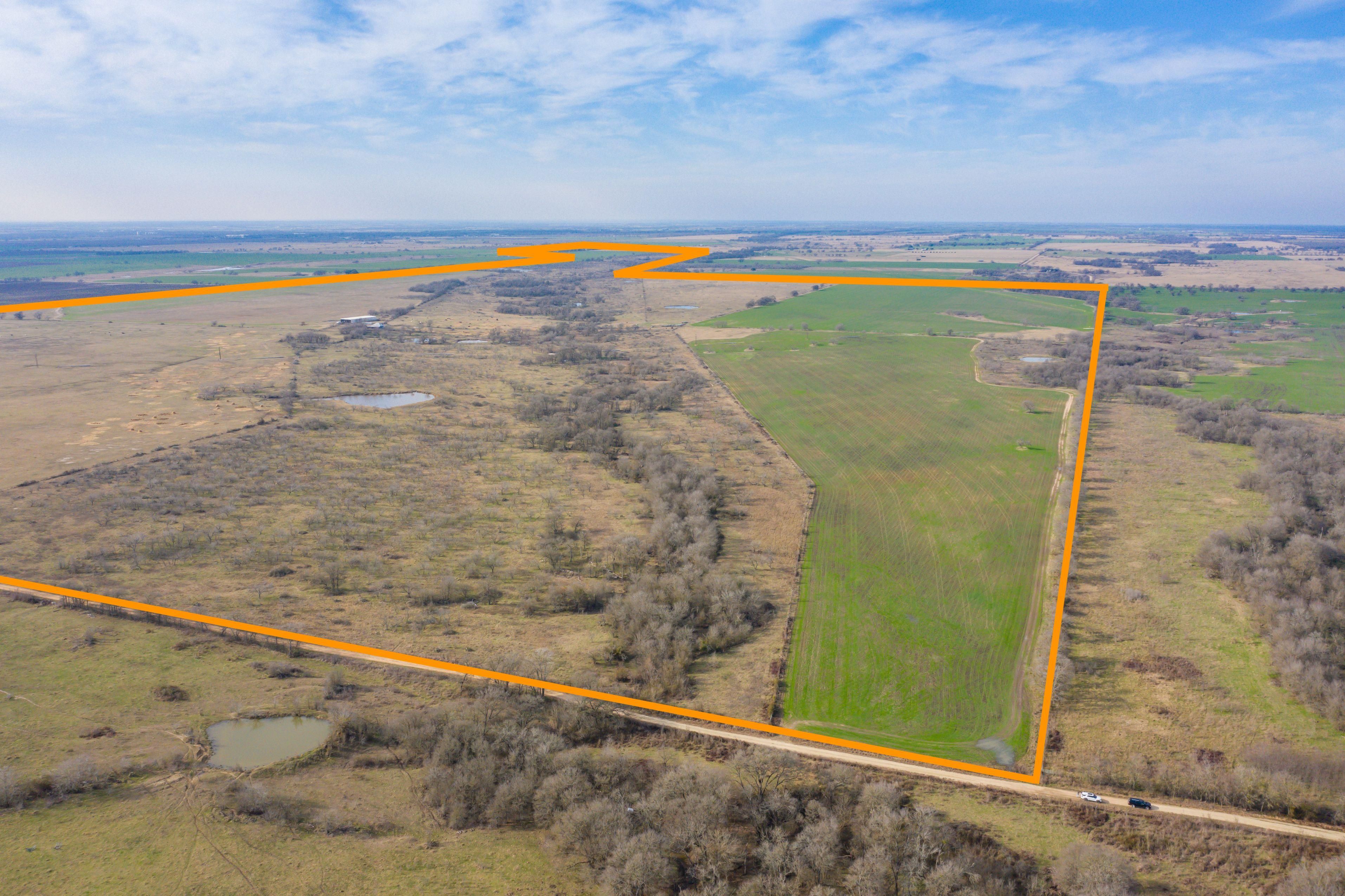 999.93 acres in Falls County, Texas