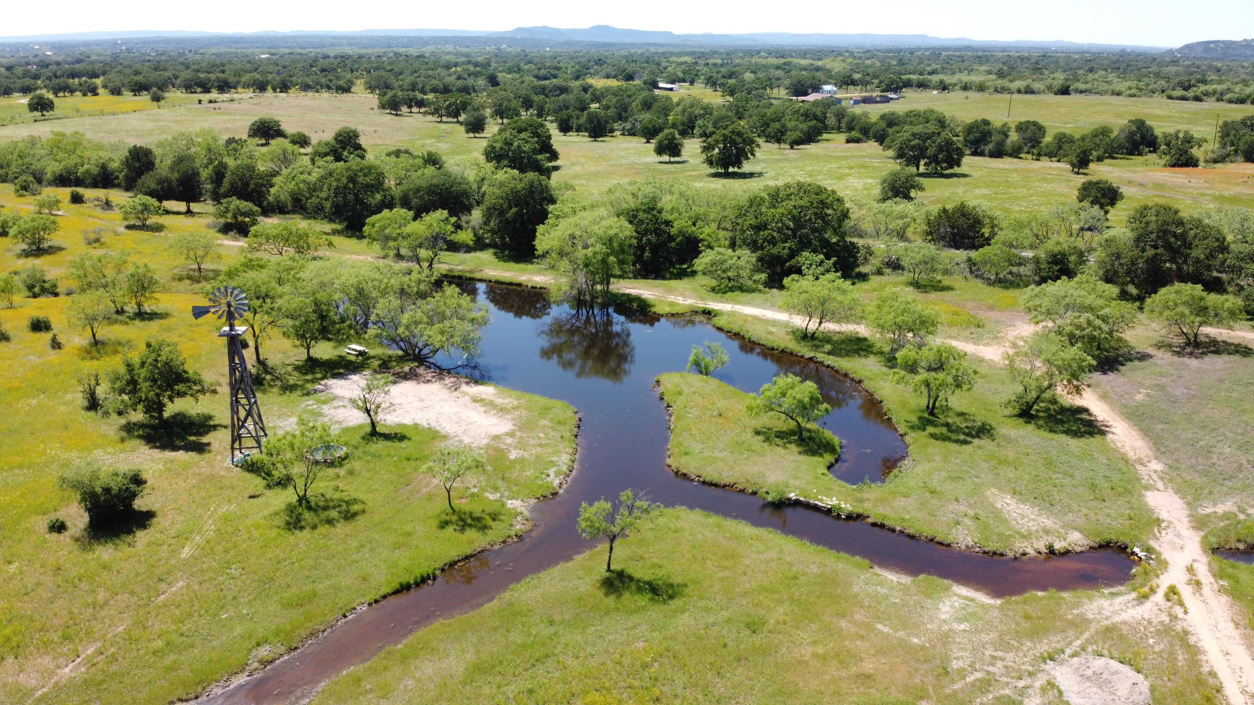 50 acres in County, Texas