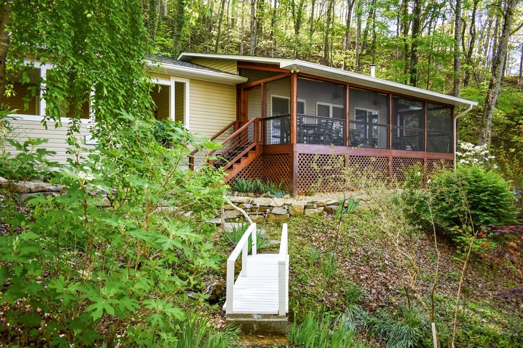 1.44 acres in Swain County, North Carolina