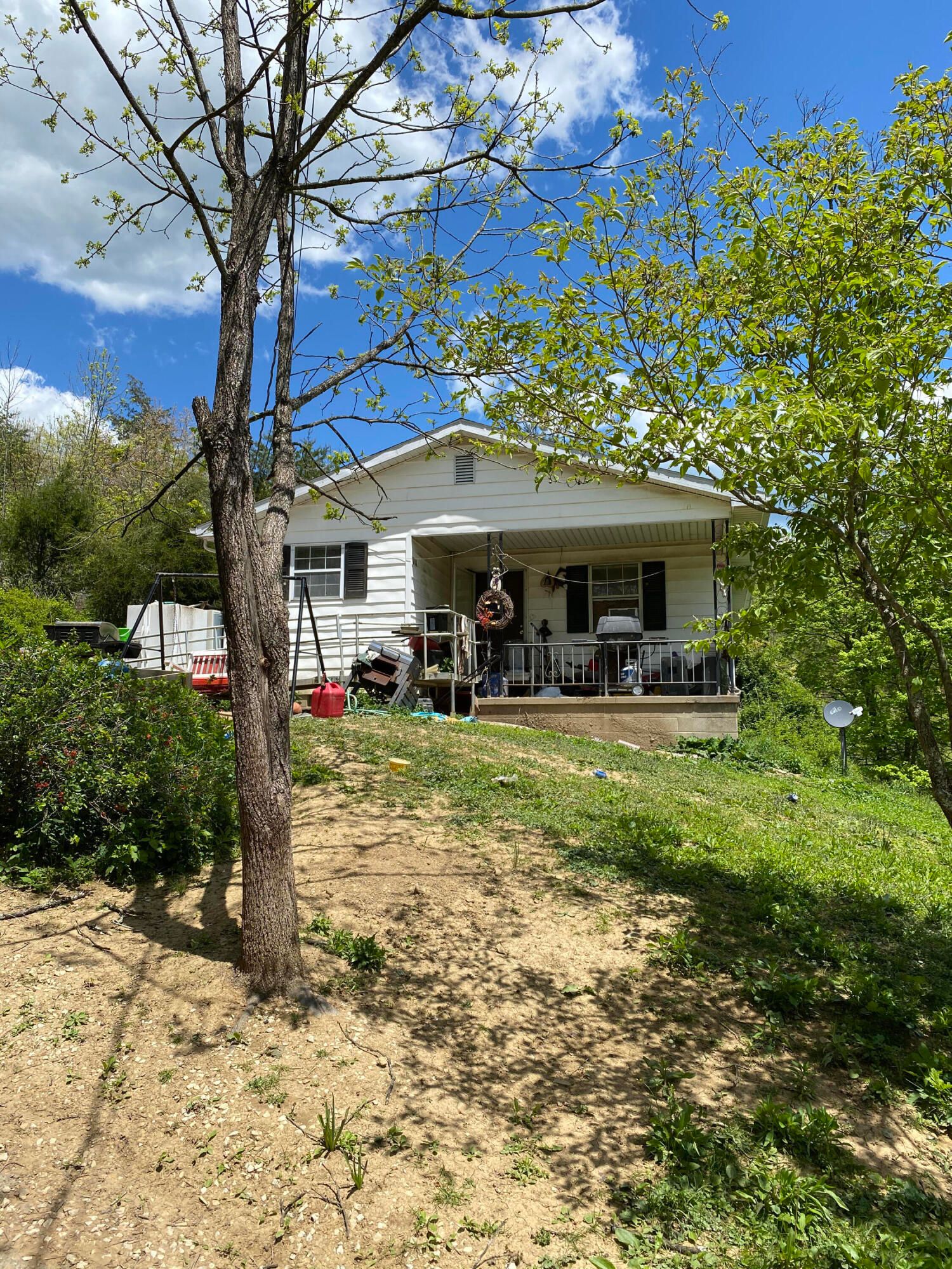 101 acres in Elliott County, Kentucky