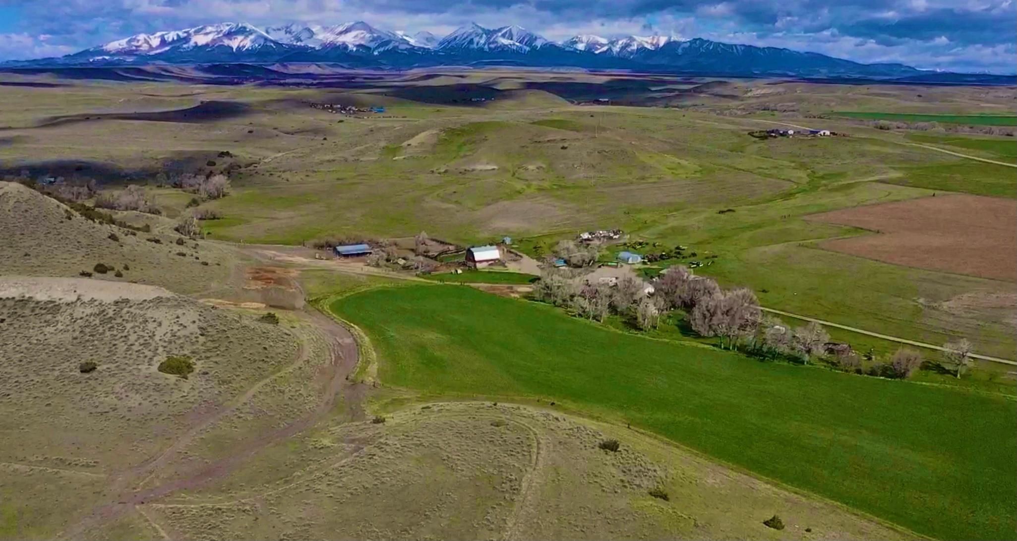 400 acres in Sweet Grass County, Montana