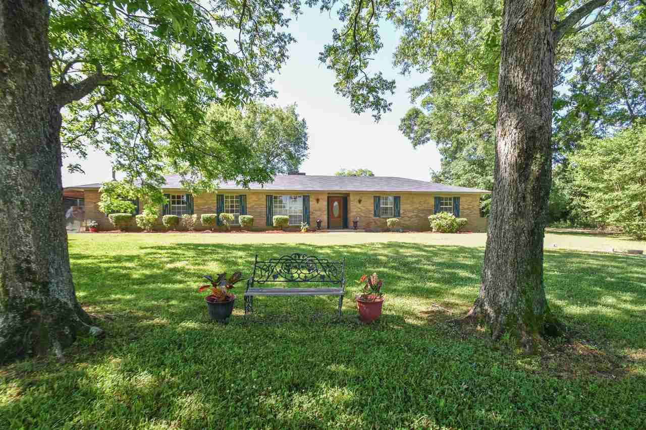 5 acres in Madison County, Mississippi