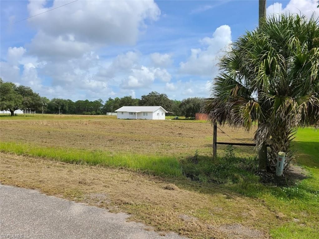 4.86 acres in Glades County, Florida