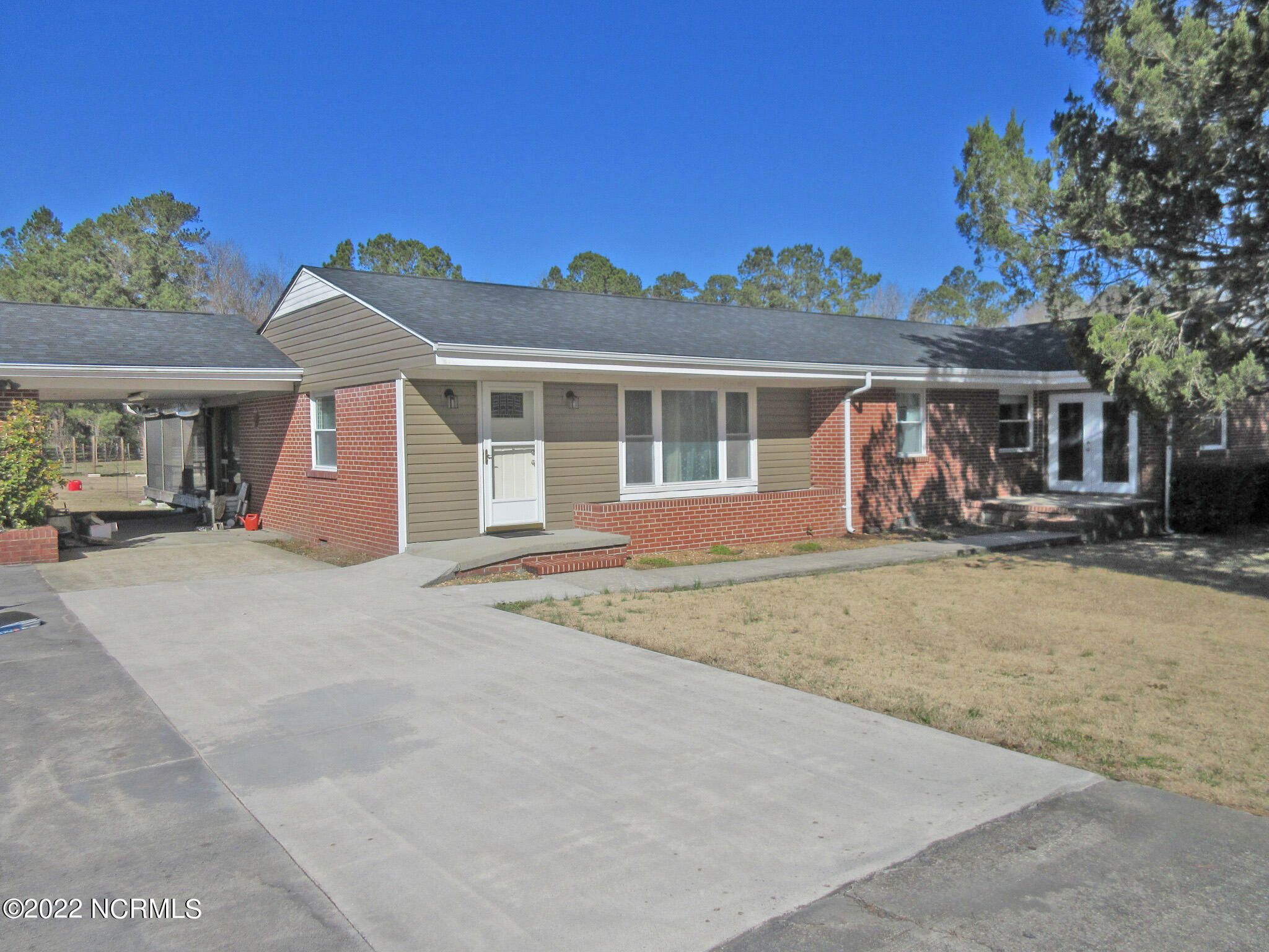 1.66 acres in Onslow County, North Carolina