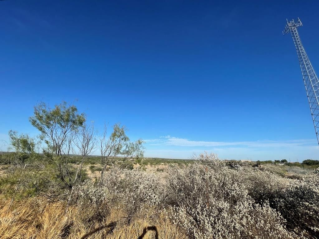 11.72 acres in Maverick County, Texas