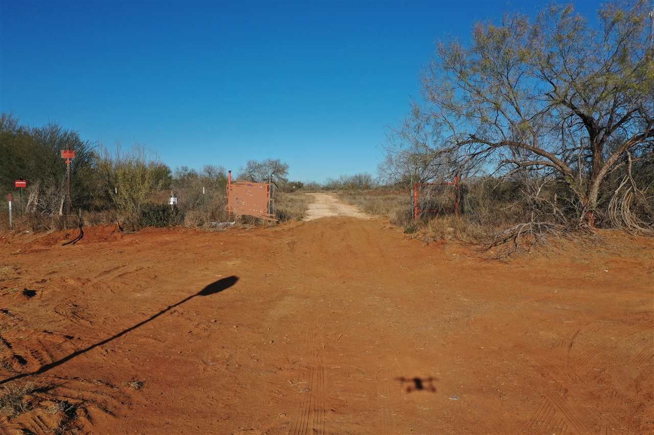 10.91 acres in La Salle County, Texas