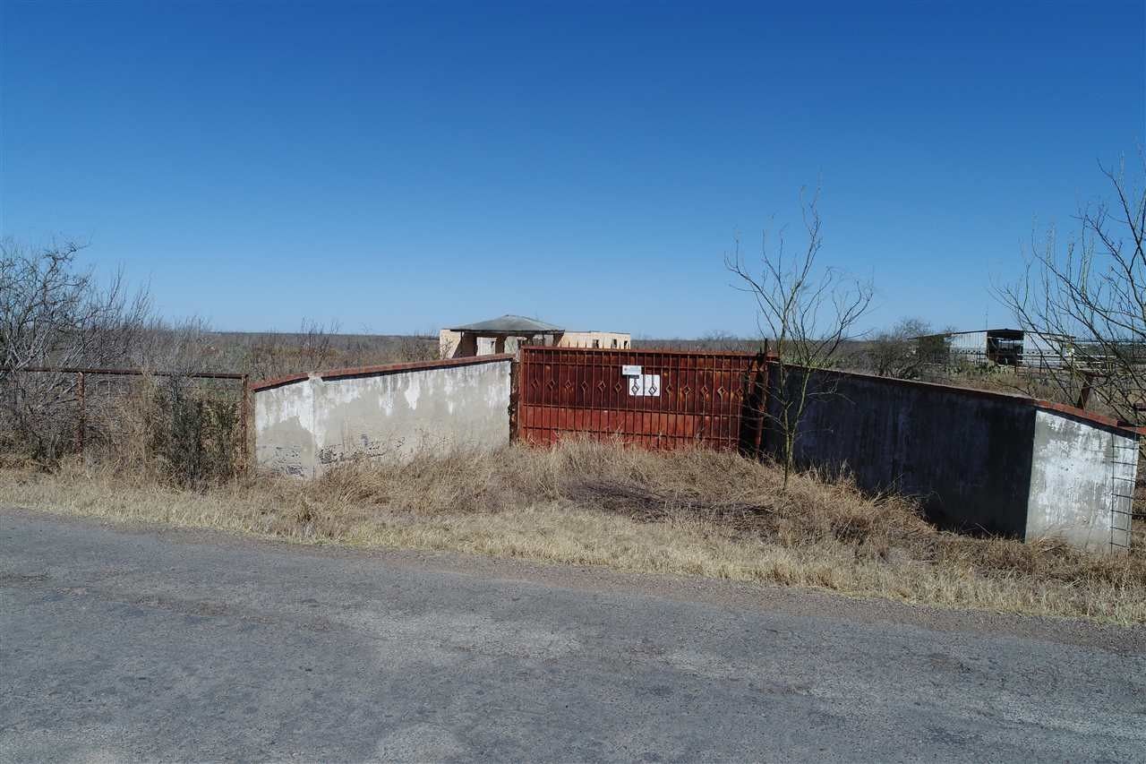 10 acres in b County, Texas