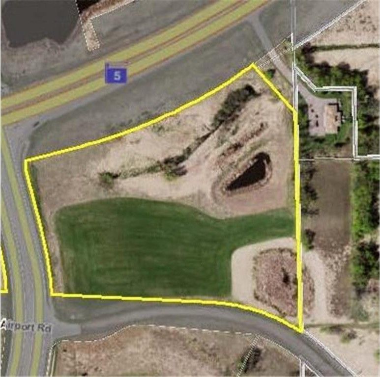 10.4 acres in Carver County, Minnesota