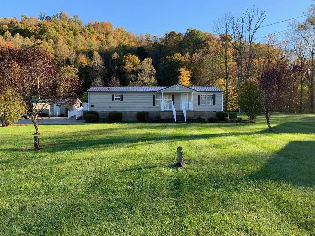 1 acres in Floyd County, Kentucky