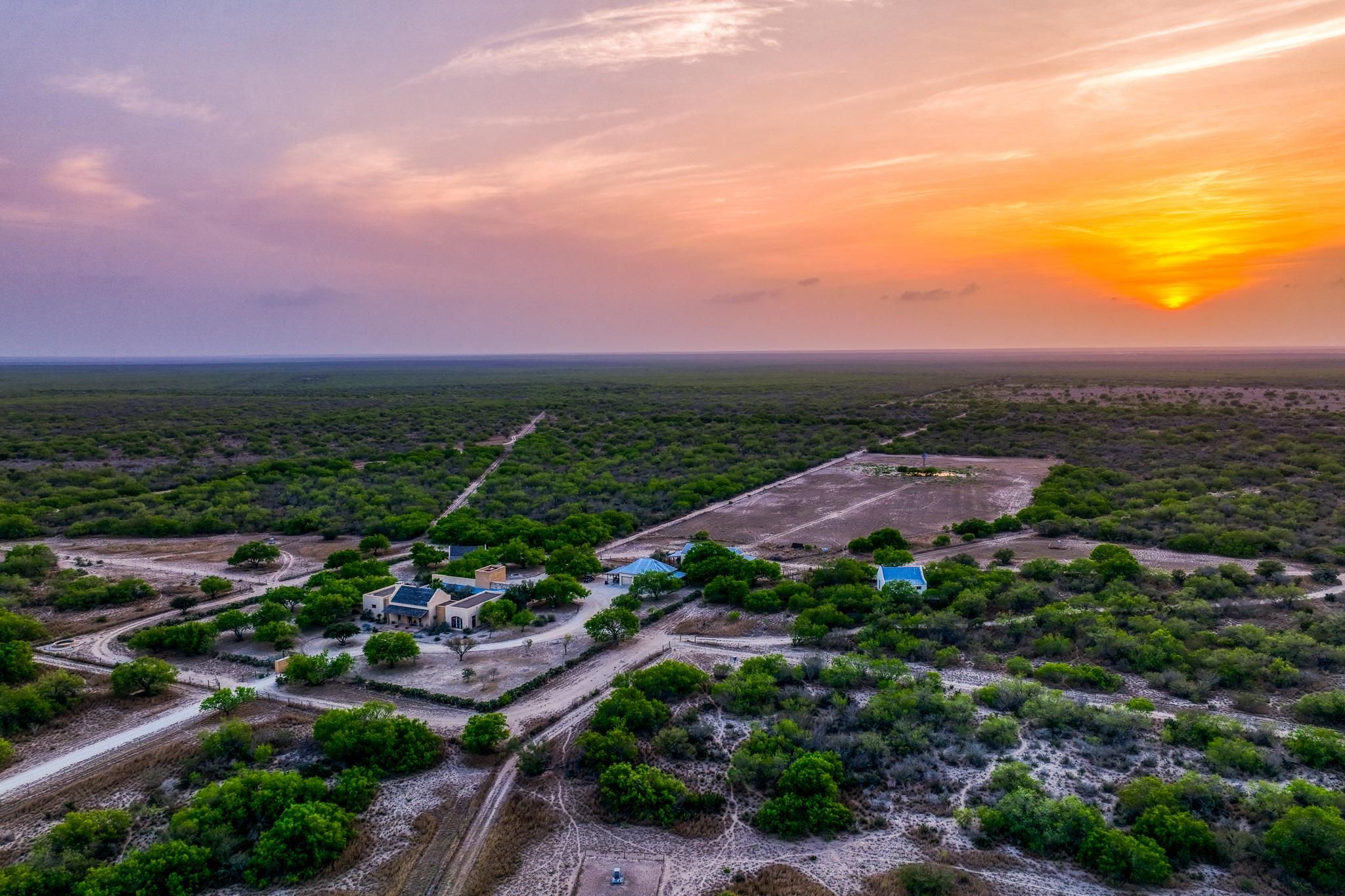 422 acres in Jim Hogg County, Texas