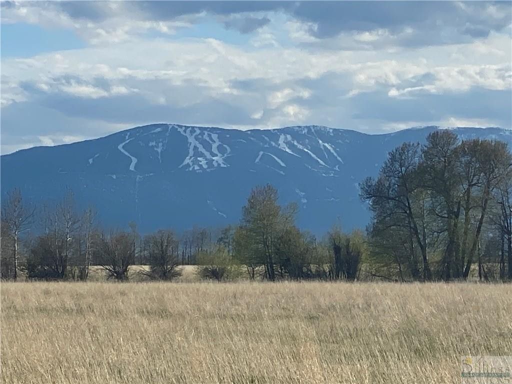 6 acres in Carbon County, Montana