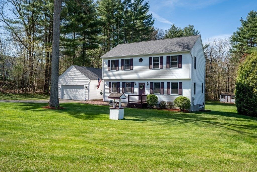 0.6 acres in Hampshire County, Massachusetts