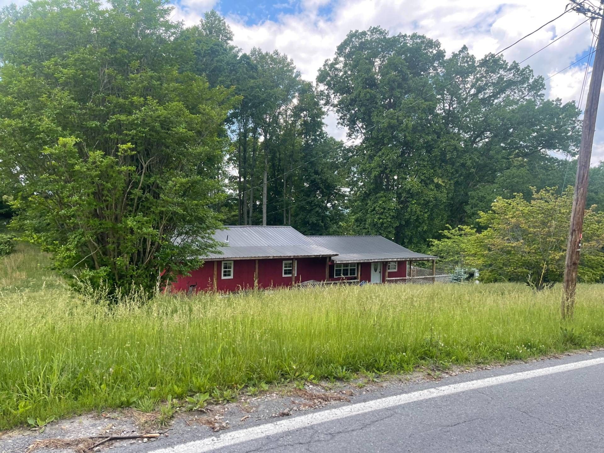1.76 acres in Fayette County, West Virginia