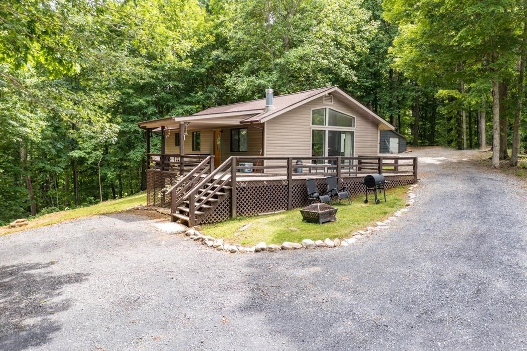 10 acres in Rockbridge County, Virginia