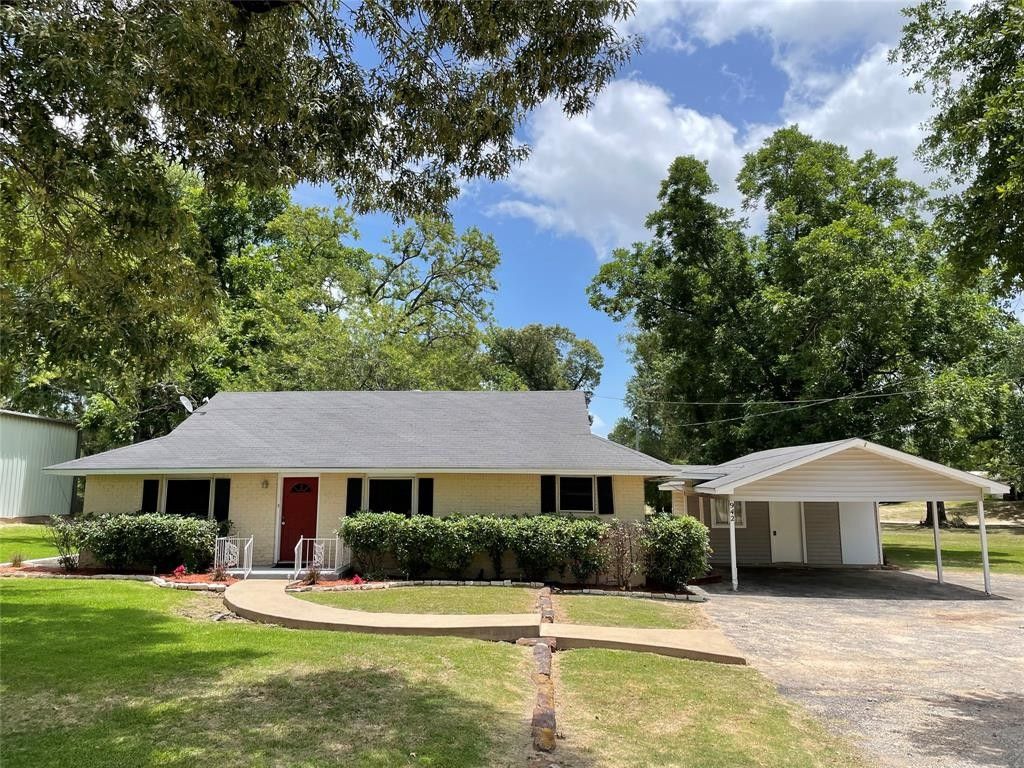 0.64 acres in Leon County, Texas